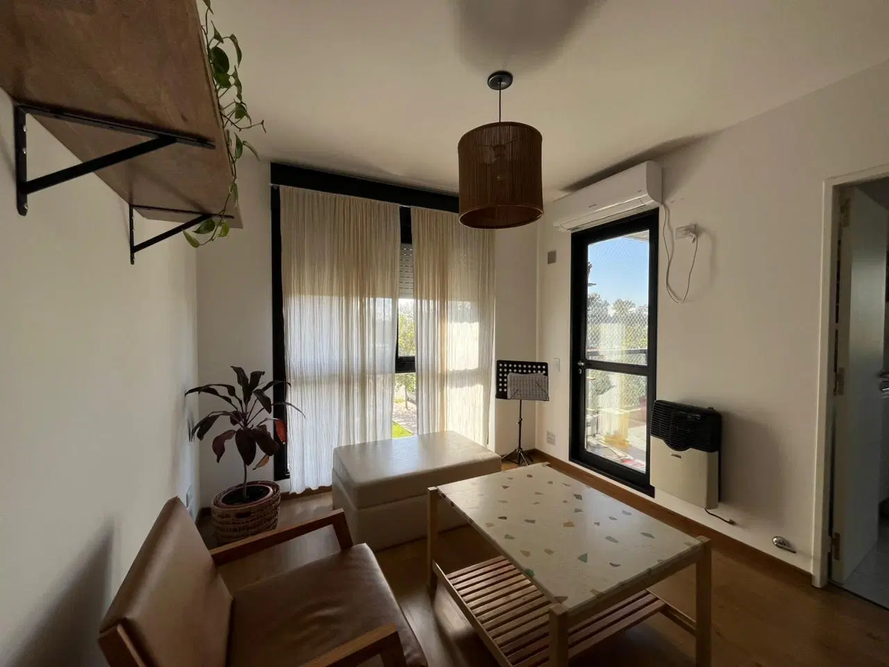VENTA/PERMUTA - Departamento de 2 dormitorios con cochera. Balcon con parrillero. Fisherton, Rosario 3