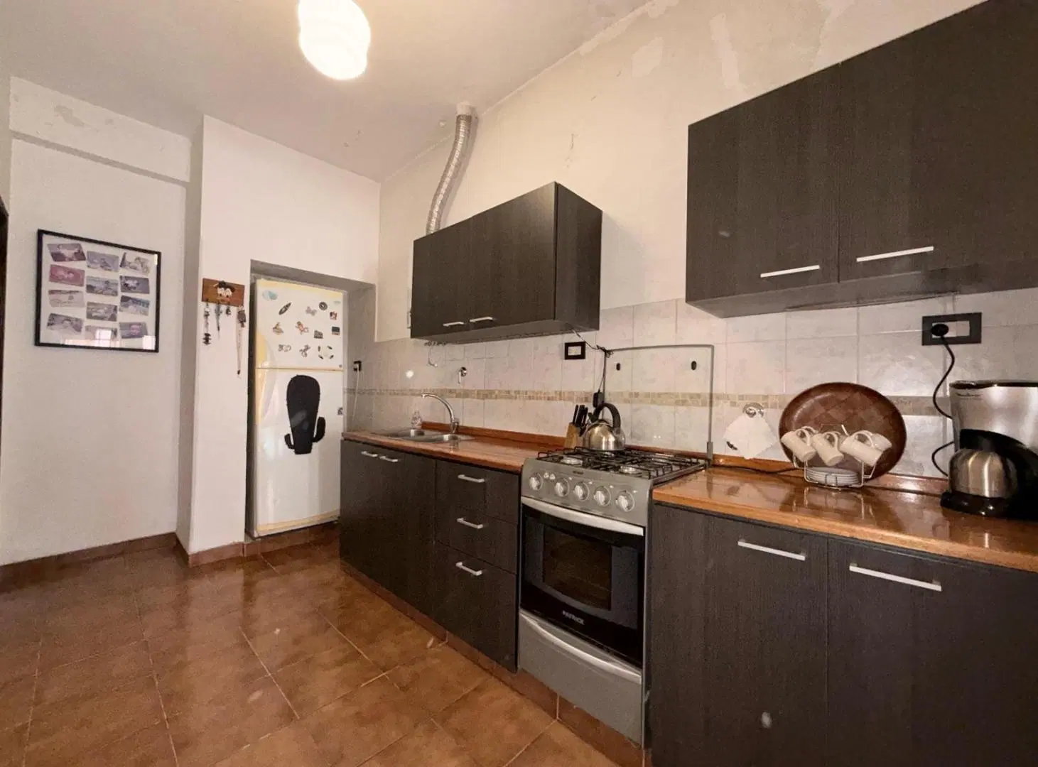 VENTA - Casas en Venta, PB y PA, Pasillo Unico (NO PH) - Republica de la Sexta, Rosario 4