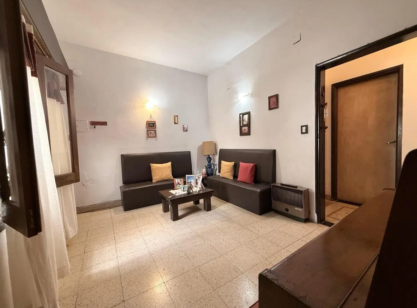VENTA - Casas en Venta, PB y PA, Pasillo Unico (NO PH) - Republica de la Sexta, Rosario 3