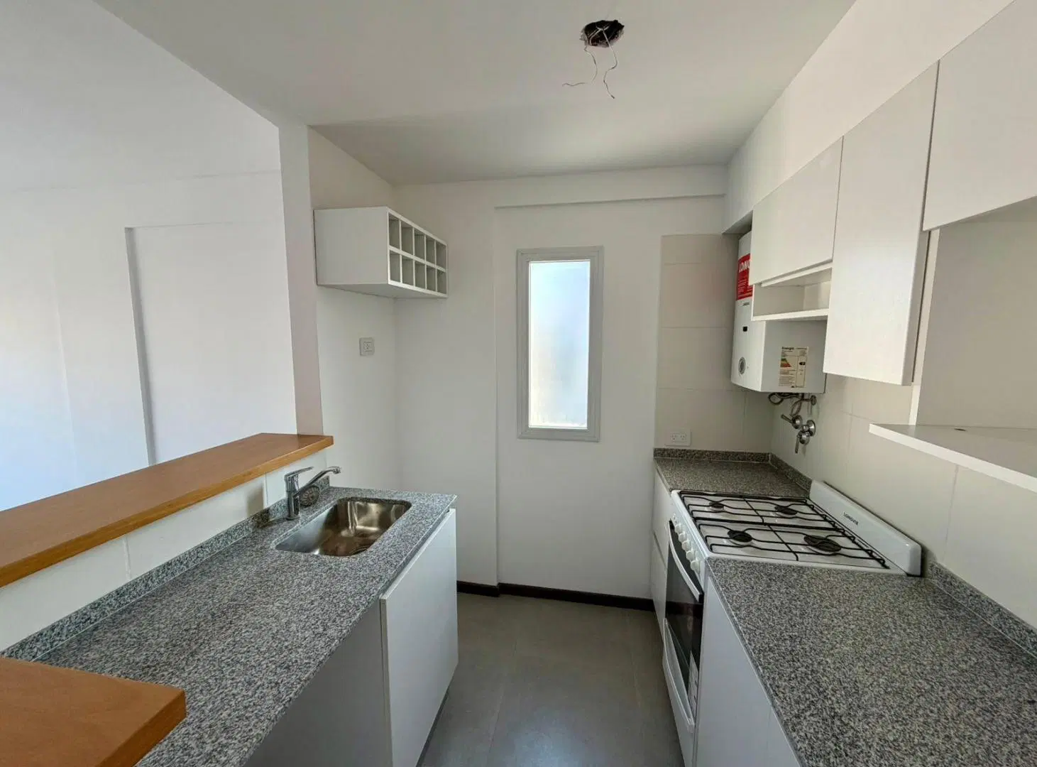 Venta - Departamento de 1 Dormitorio en Barrio Nuestra Señora de Lourdes, Rosario 2
