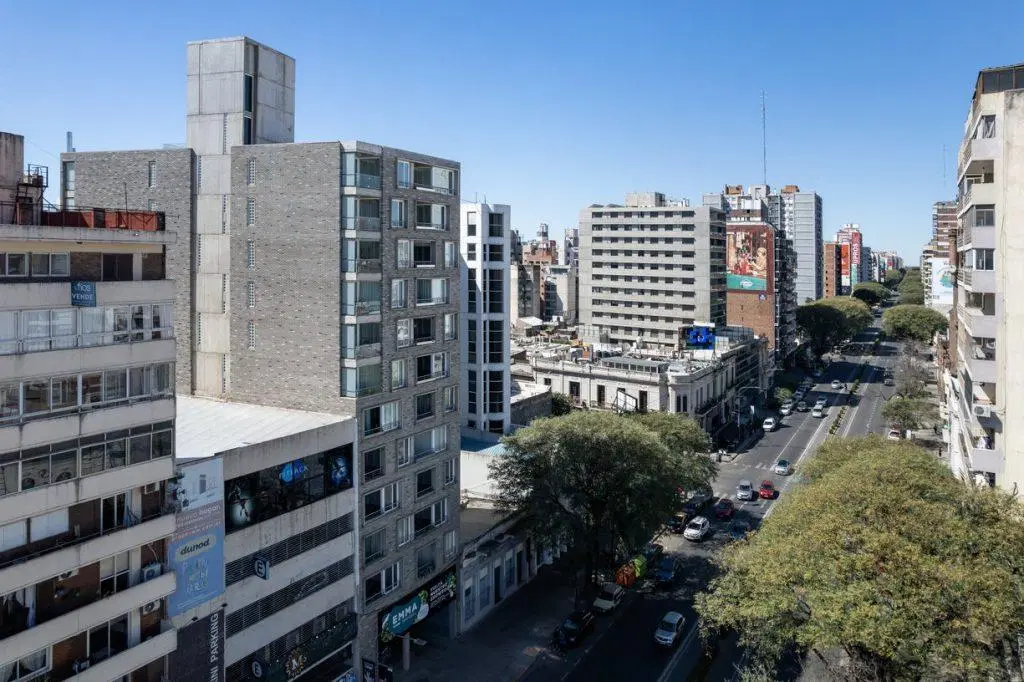 VENTA - Departamento, 1 Dormitorio, Balcón, Patio en PB, Amenities Premium. Rosario, Centro 3