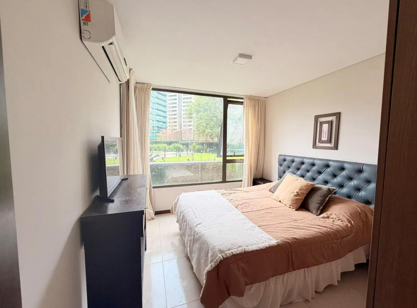 Venta - Departamento de 1 Dormitorio en Puerto Norte, Rosario 2