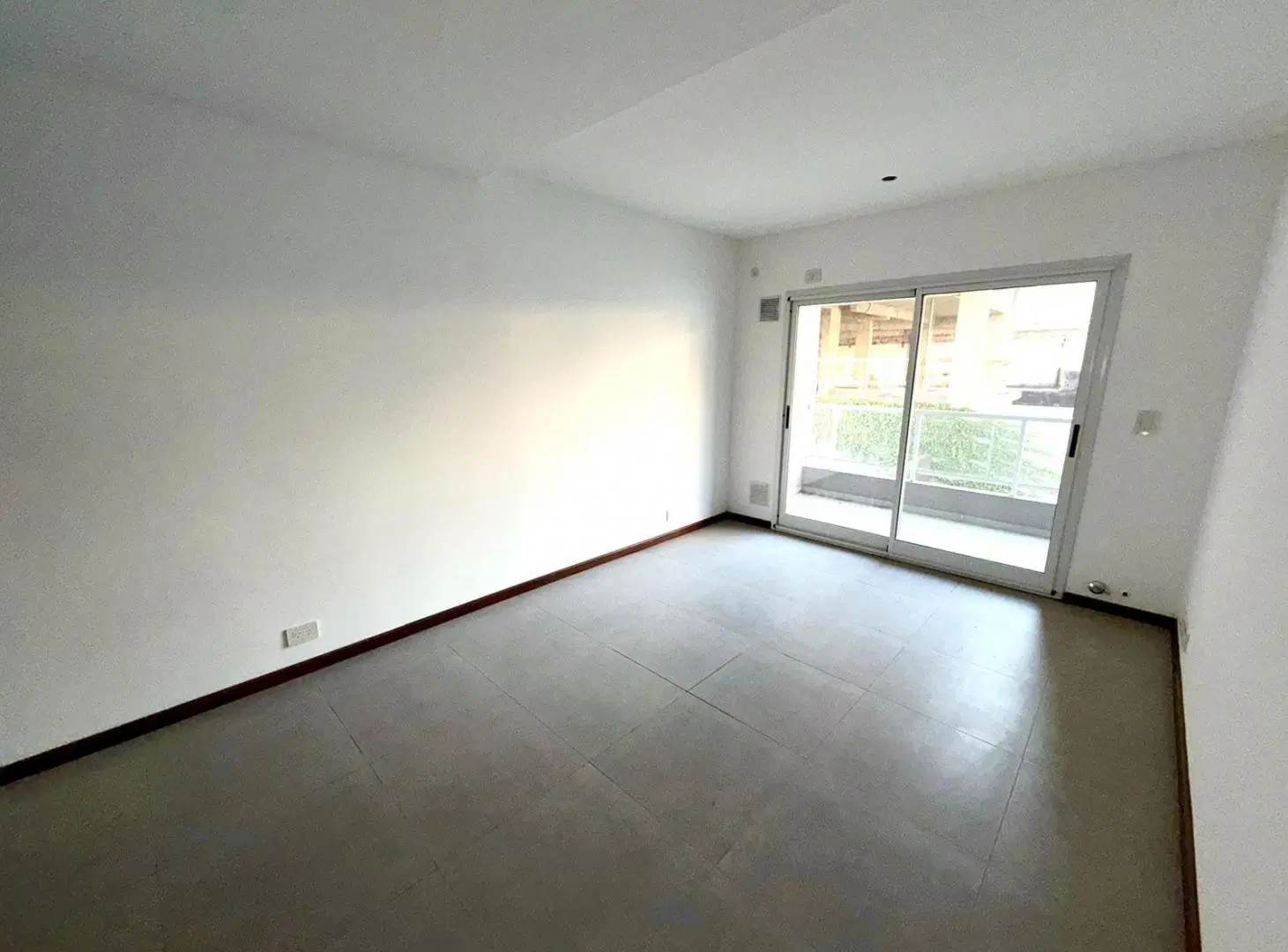 Venta - Departamento de 1 Dormitorio en Nuestra Señora de Lourdes, Rosario 4