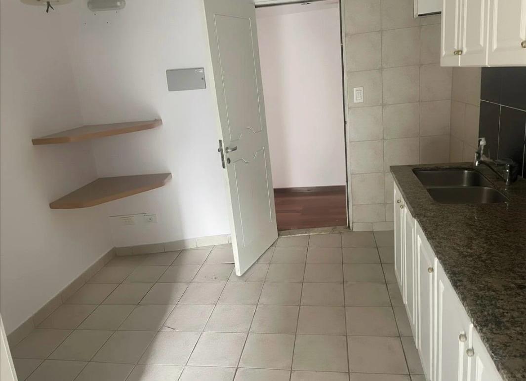 Foto de Venta- Departamento de 3 Dormitorios - Lourdes, Rosario, imagen 3