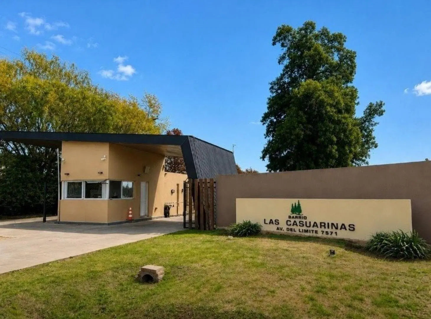 VENTA Terreno Las Casuarinas, Ibarlucea 2