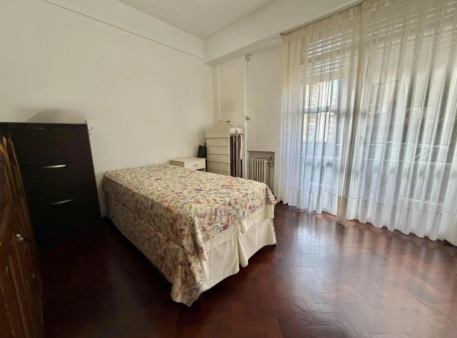 Venta - Departamento dos dormitorios y comodín - Centro, Rosario 3
