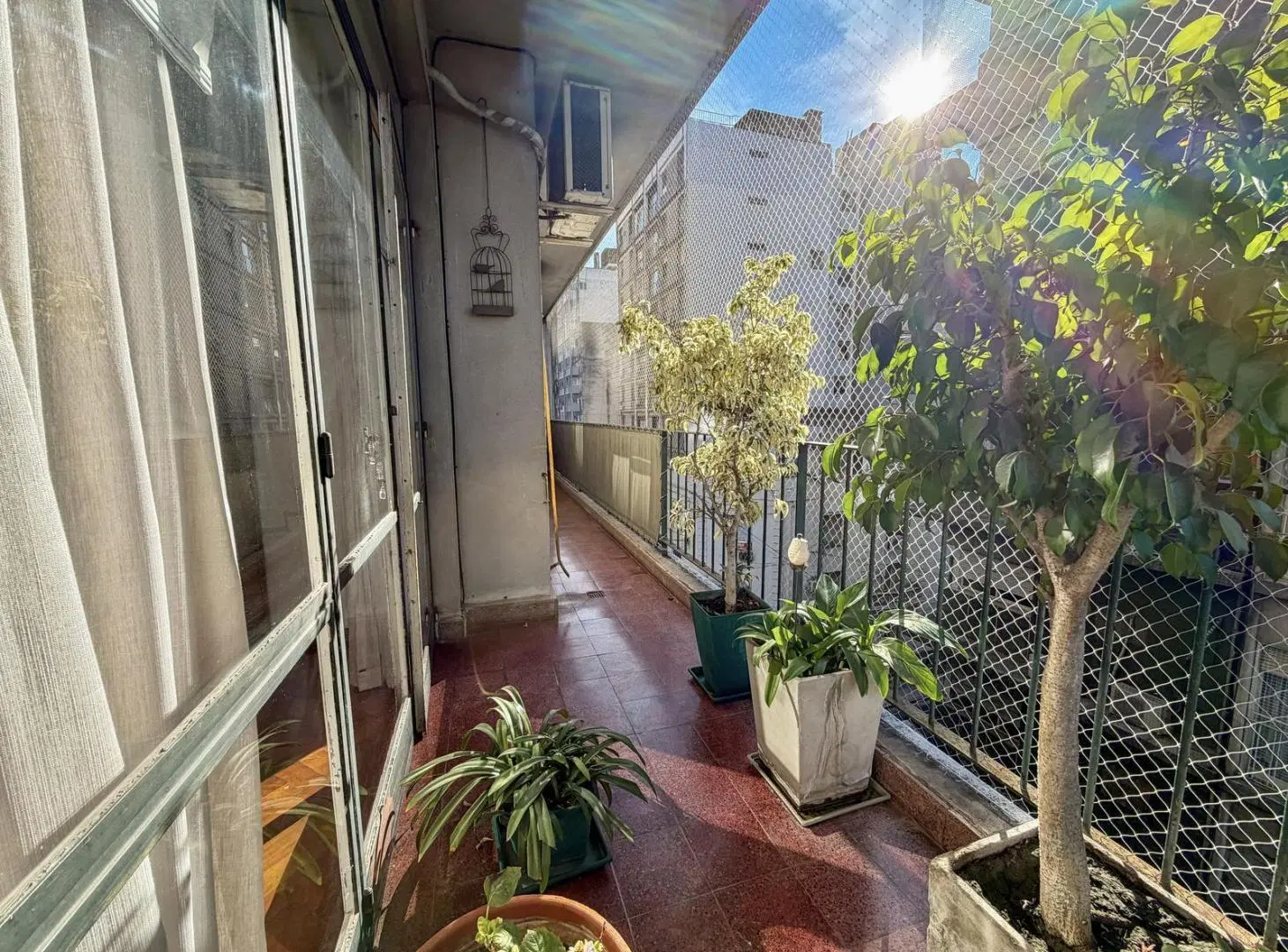 Venta - Departamento dos dormitorios y comodín - Centro, Rosario 5