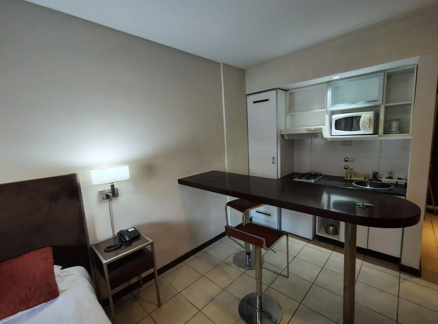 Venta - Departamento Monoambiente barrio Lourdes, Rosario 4