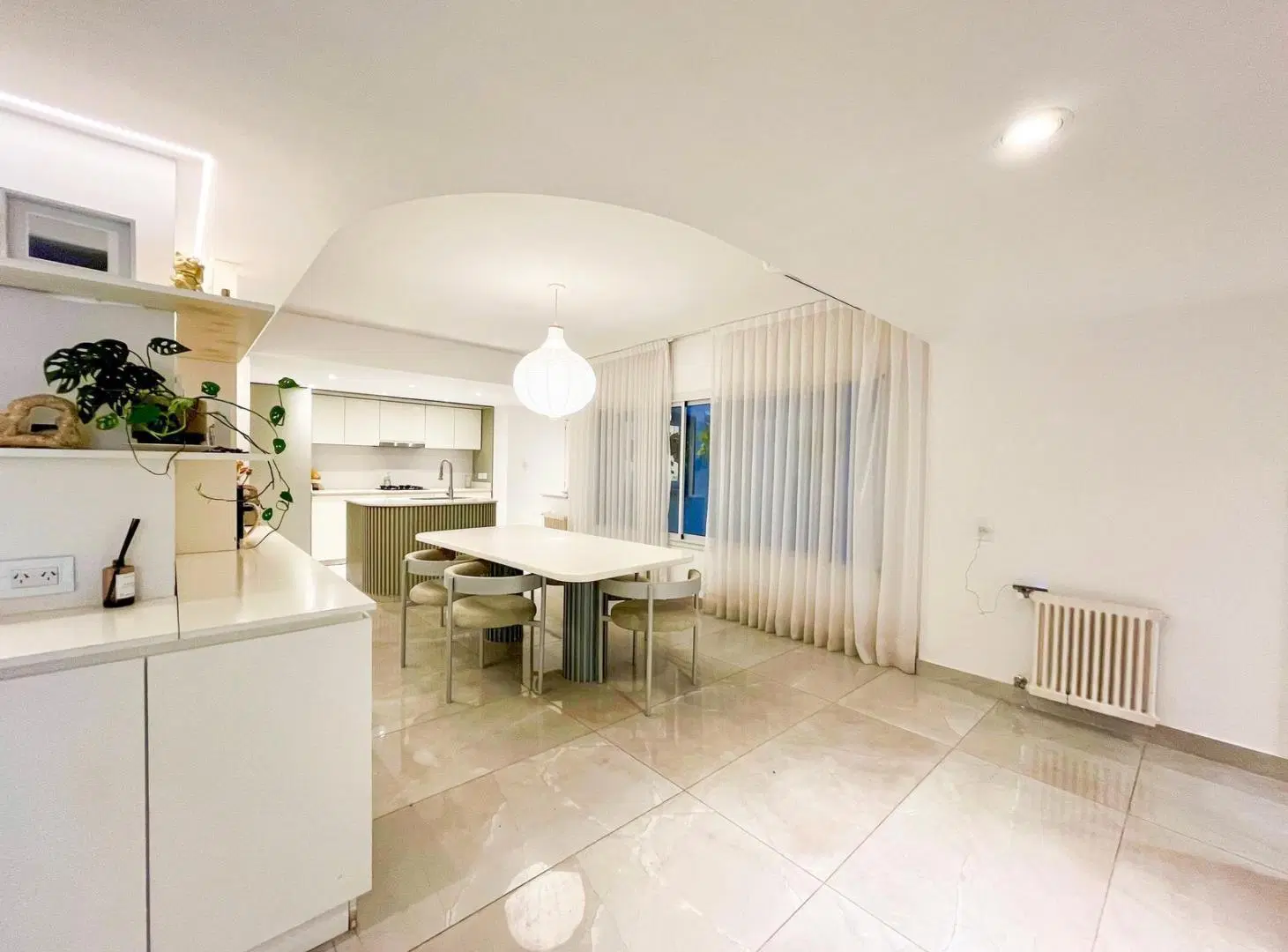 VENTA / PERMUTA - Departamento de 3 dormitorios sobre Bv. Oroño, Rosario 4