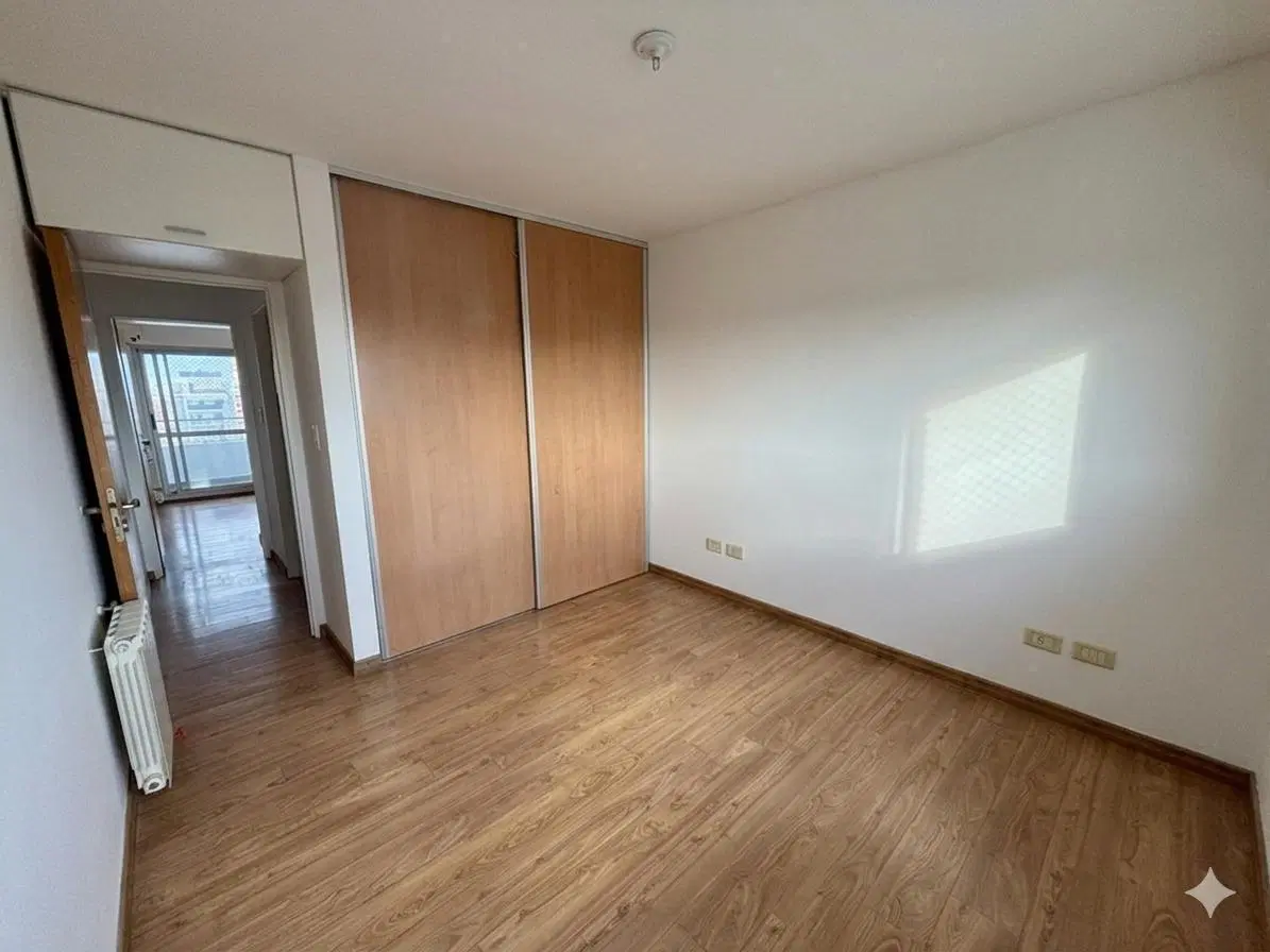 Venta - Departamento de 2 dormitorios en Barrio Abasto, Rosario 8