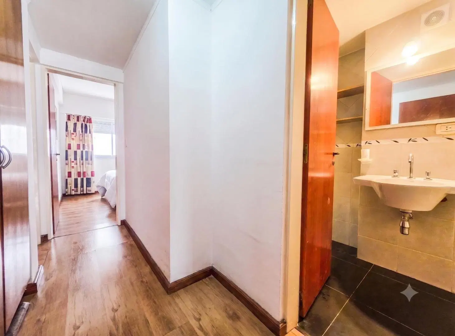 VENTA - Departamento de 2 dormitorios al frente, Centro - Rosario 8