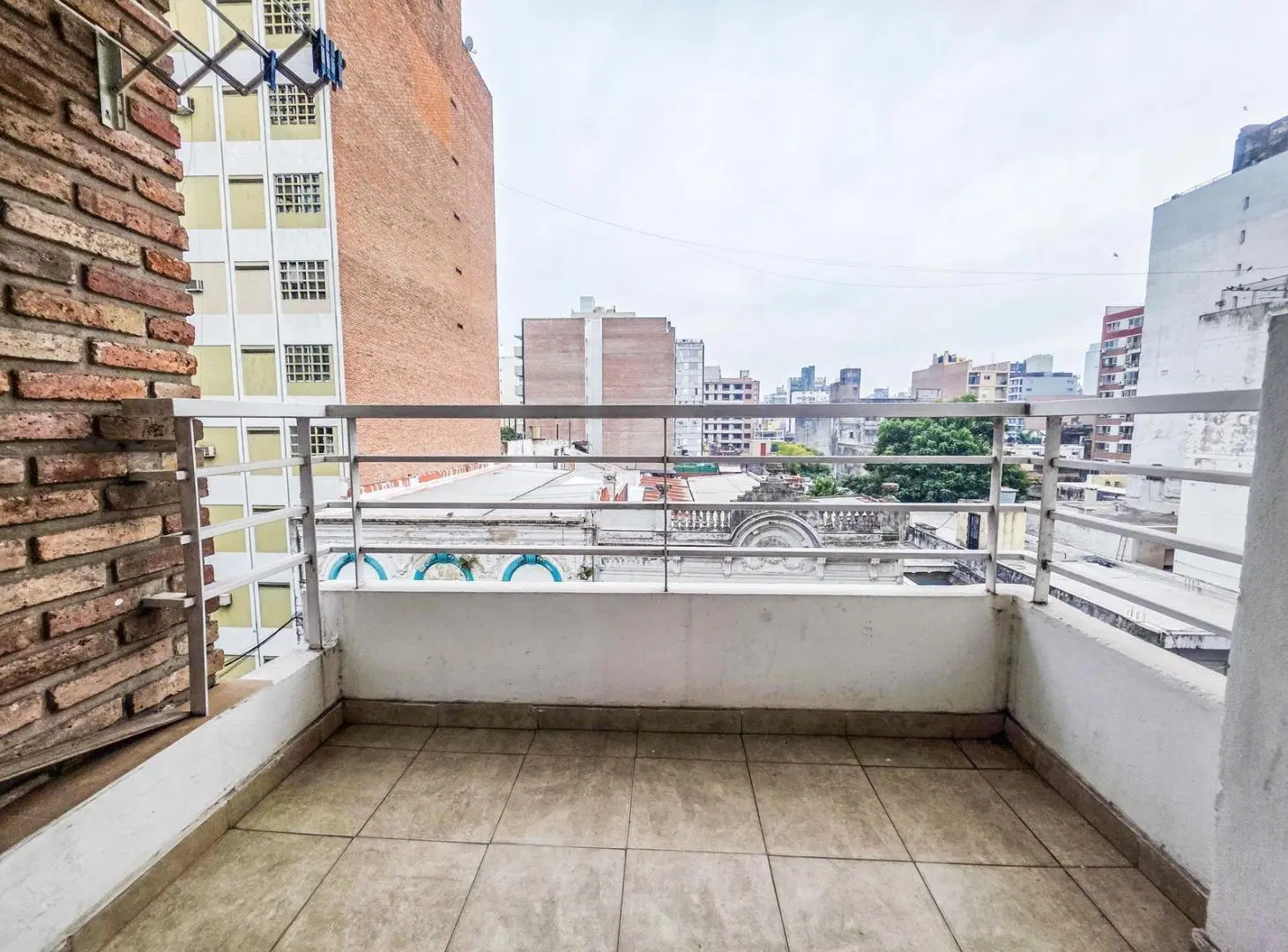 VENTA - Departamento de 2 dormitorios al frente, Centro - Rosario 5