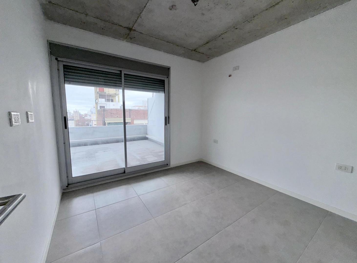 Foto de VENTA - Departamento de 1 dormitorio a estrenar en zona tribunales de Rosario, imagen 1