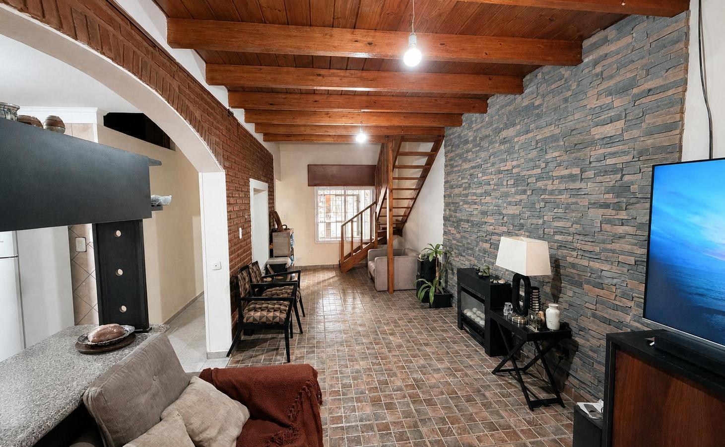 Foto de VENTA Casa 2 dormitorios comodín - Servicios - Piscina, imagen 5