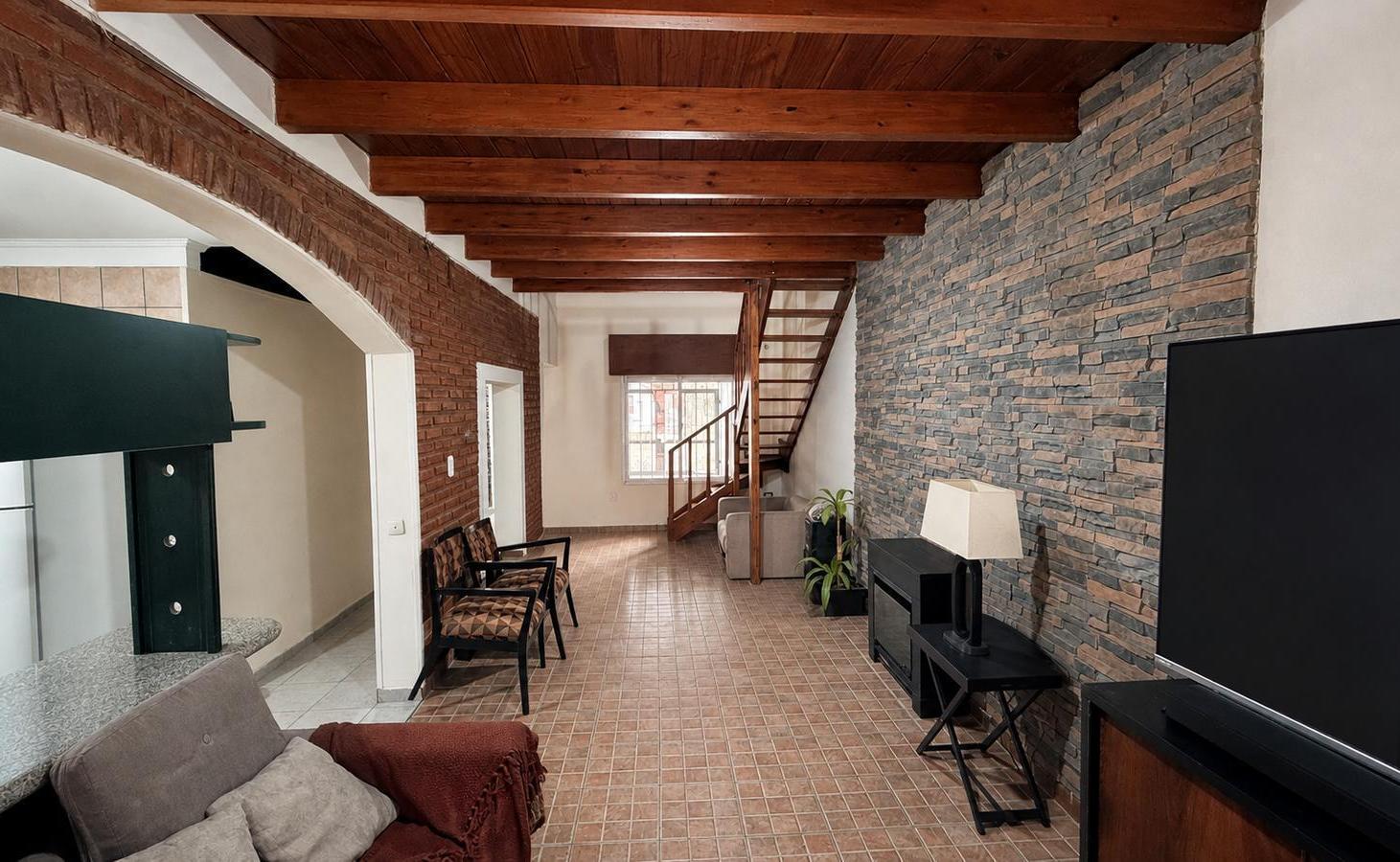 Foto de VENTA Casa 2 dormitorios comodín - Servicios - Piscina, imagen 4