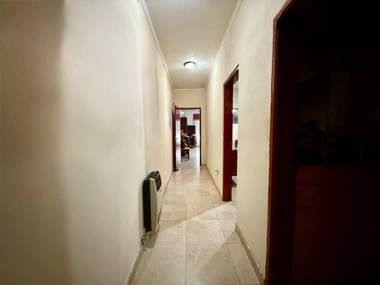 Foto de Venta/ Permuta Casa dos dormitorios con Galpón - Granadero Baigorria, imagen 1