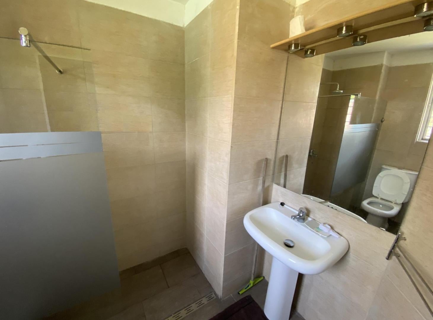 Foto de Venta - Casa en Funes Zona 7, imagen 1