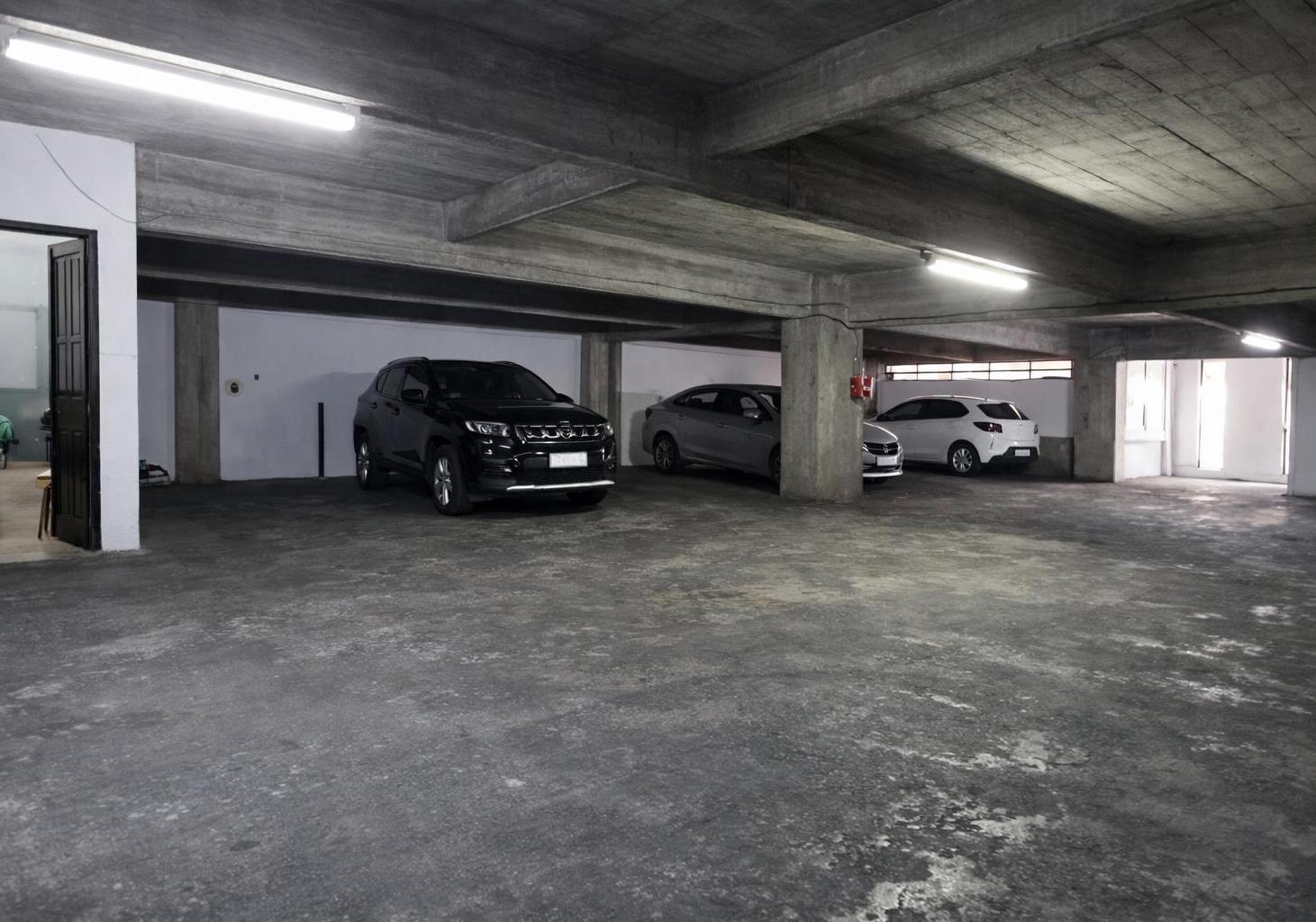 Foto de Cochera en venta – Sarmiento 926, Rosario, centro. Edificio de cocheras., imagen 4