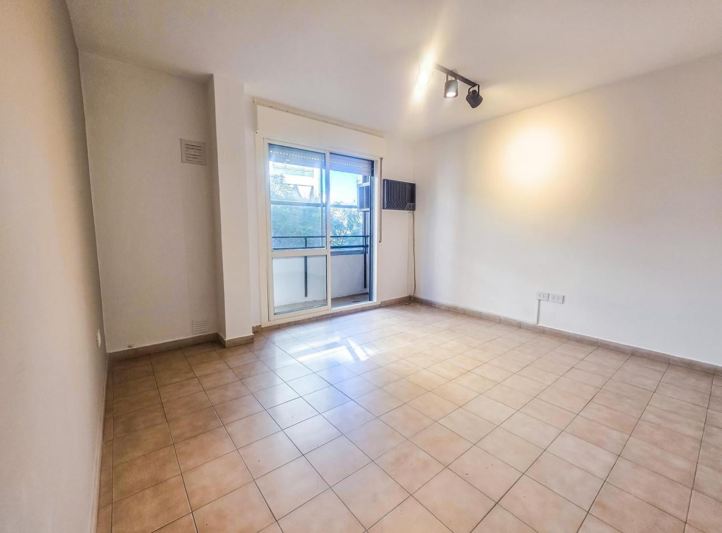 Foto de VENTA - Departamento de 3 dormitorios, Centro - Rosario, imagen 4