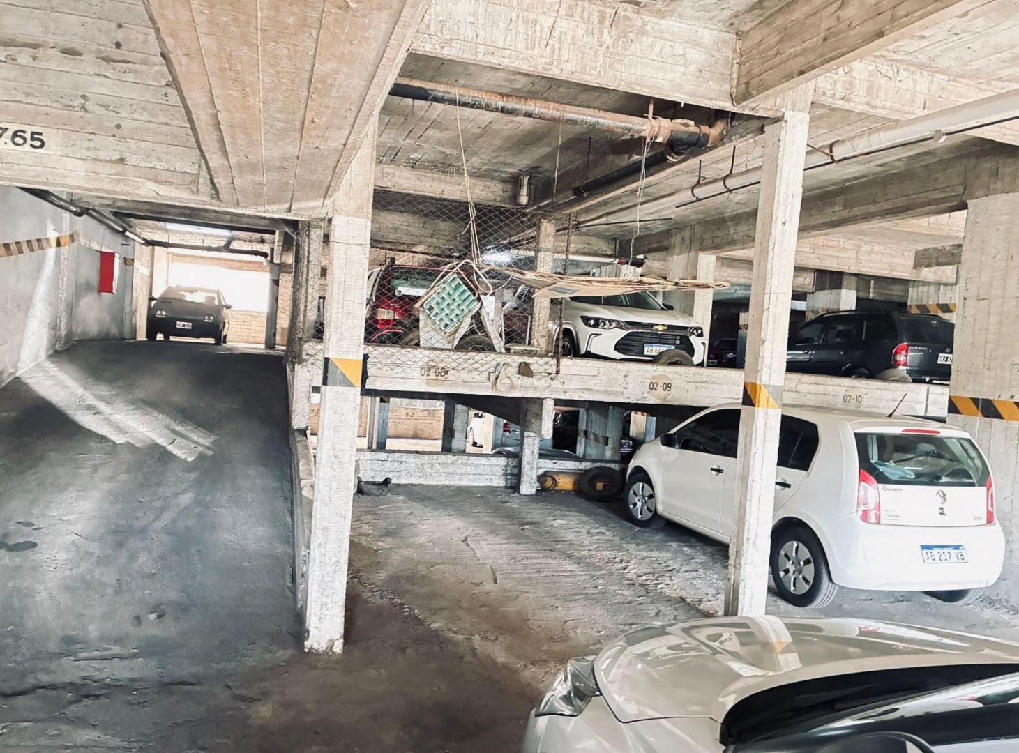 Foto de VENTA - Cochera cubierta en Abasto, Rosario., imagen 3