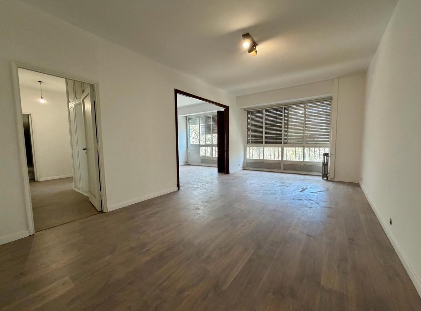 Foto de VENTA - Departamento 3 dormitorios, semipiso con doble ingreso y, imagen 2