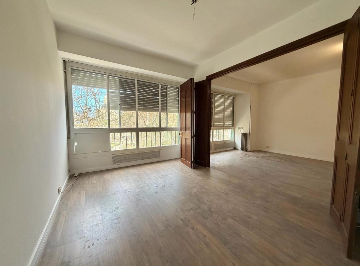 Foto de VENTA - Departamento 3 dormitorios, semipiso con doble ingreso y, imagen 1