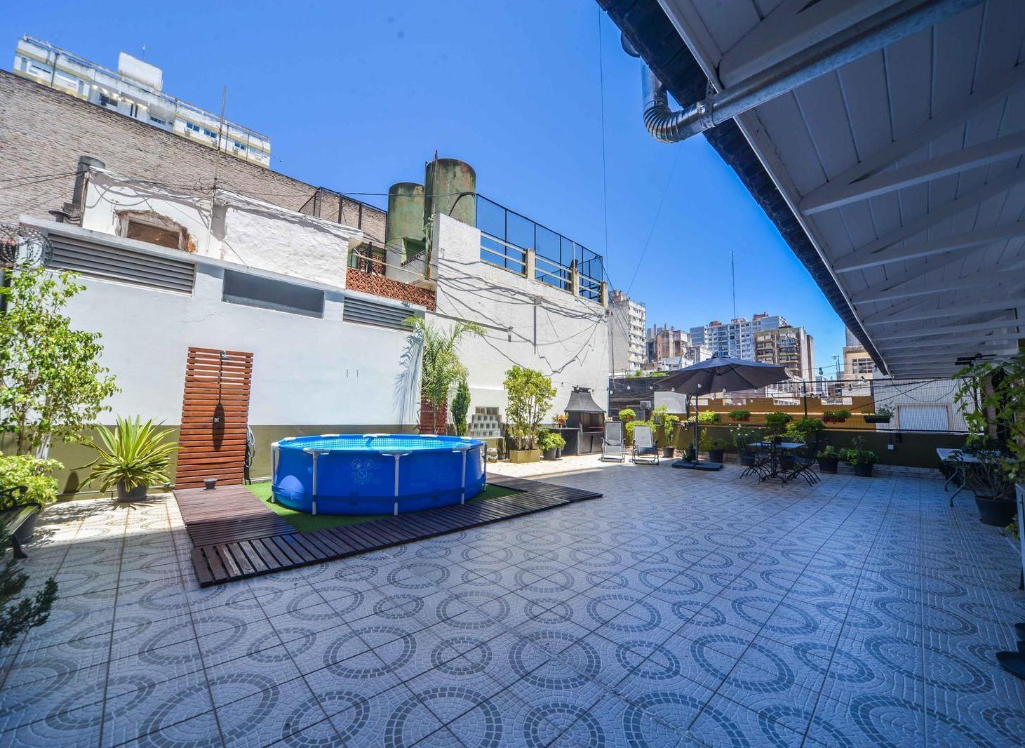 Foto de VENTA/PERMUTA - Departamento de 4 Dormitorios, Gran Patio Exclusivo y 2, imagen 4