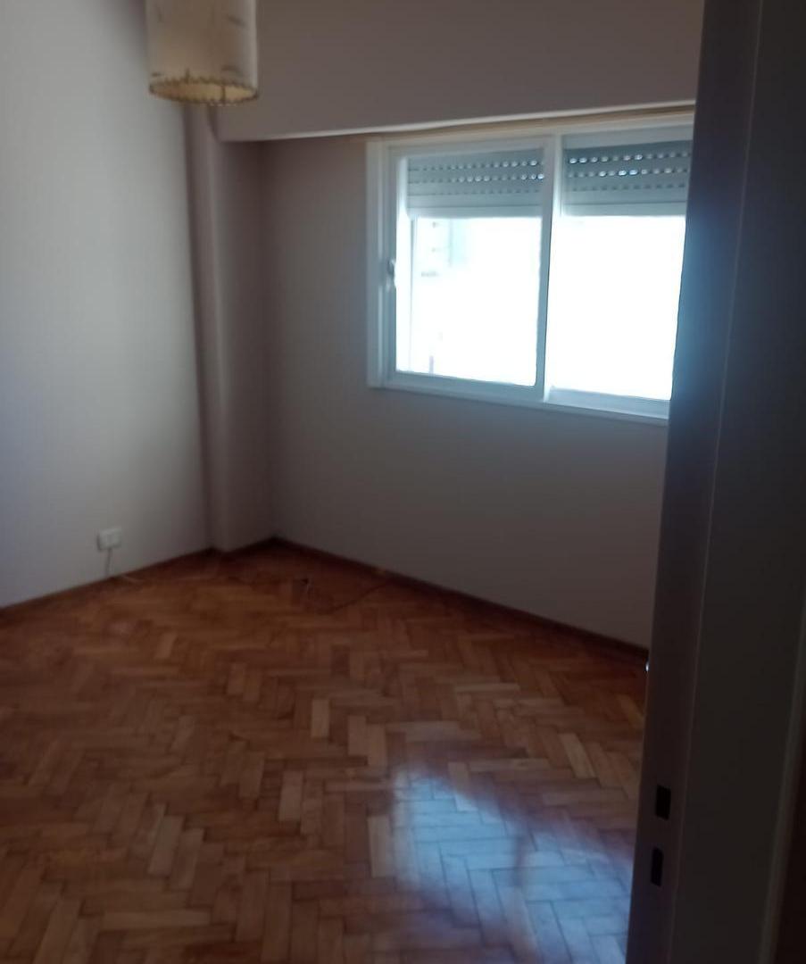 Foto de VENTA - Departamento 1 dormitorio. C/cochera - Centro, Rosario, imagen 4