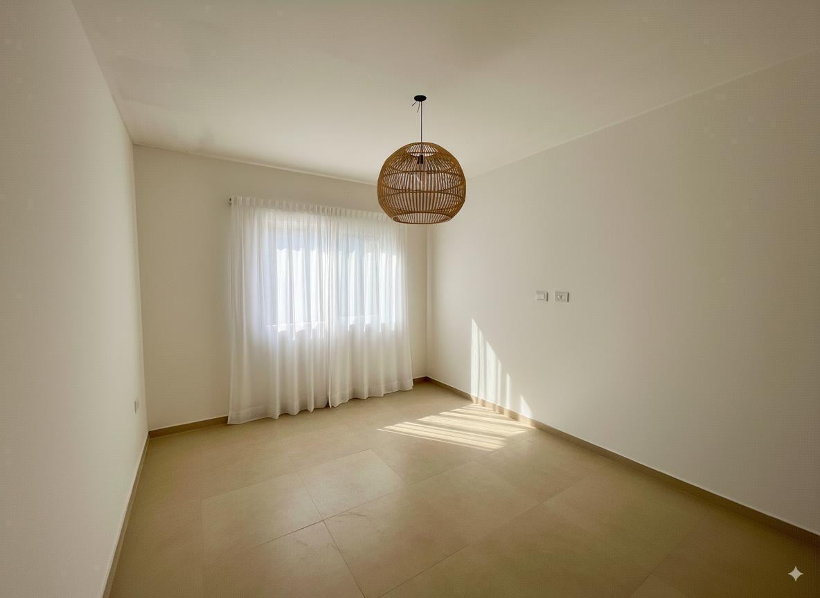 Foto de VENTA - Casa de 3 dormitorios con jardín y cochera a estrenar, imagen 3