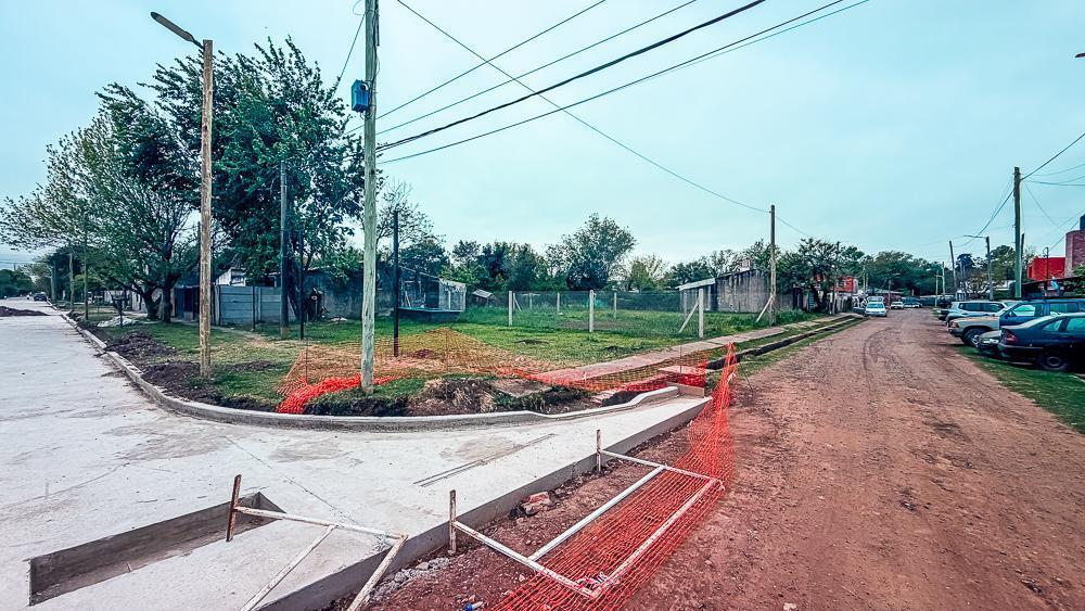 Foto de VENTA - Terreno con Servicios - Barrio Talleres, Roldán ., imagen 4