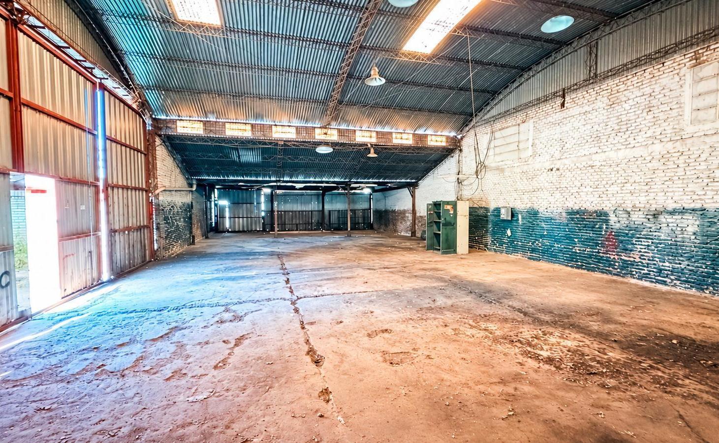 Foto de VENTA - Galpon 250m2 en el centro de Funes - Funes, Santa Fe, imagen 5