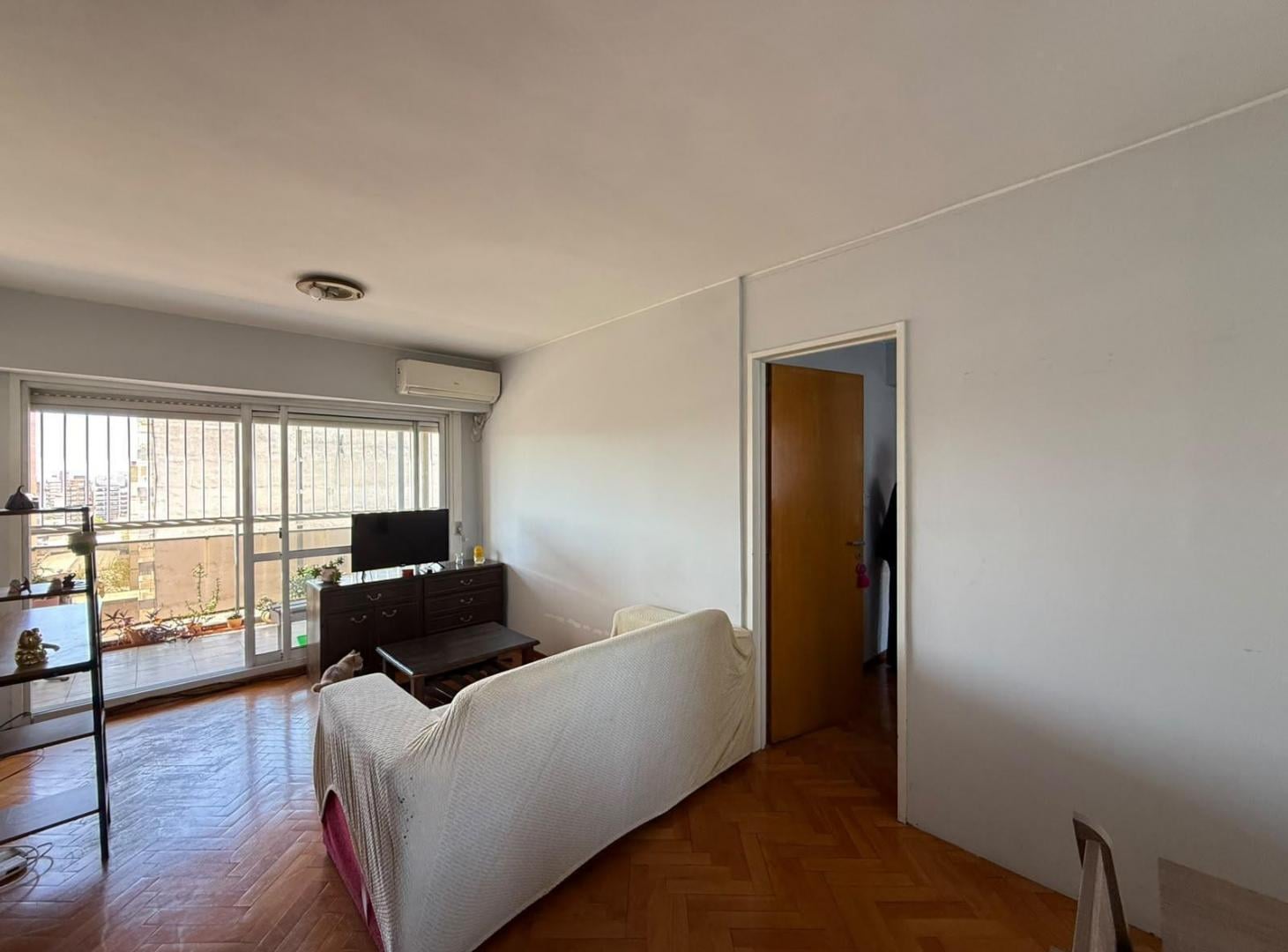 Foto de VENTA/ PERMUTA - Departamento de 3 dormitorios con cochera y amenities, imagen 3