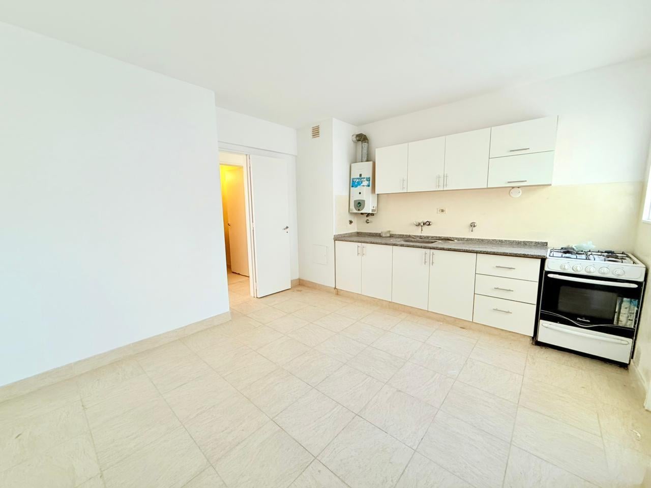 Foto de VENTA/PERMUTA Departamento 3 Dormitorios, Semipiso Balcón Norte, APTO, imagen 5