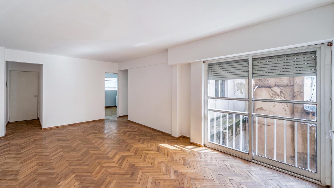 Foto de VENTA/ PERMUTA- Departamento 2 dormitorios reciclado. APTO CRÉDITO, imagen 1
