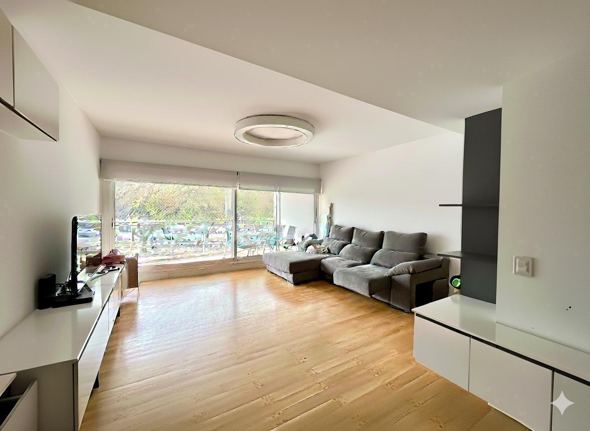 Foto de VENTA/PERMUTA-Departamento de 2 dormitorios c/patio y quincho de uso, imagen 1