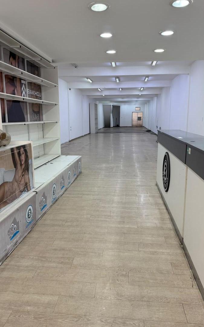 Foto de ALQUILER - Local al frente con depósito, 400 m2 en total en calle San, imagen 1