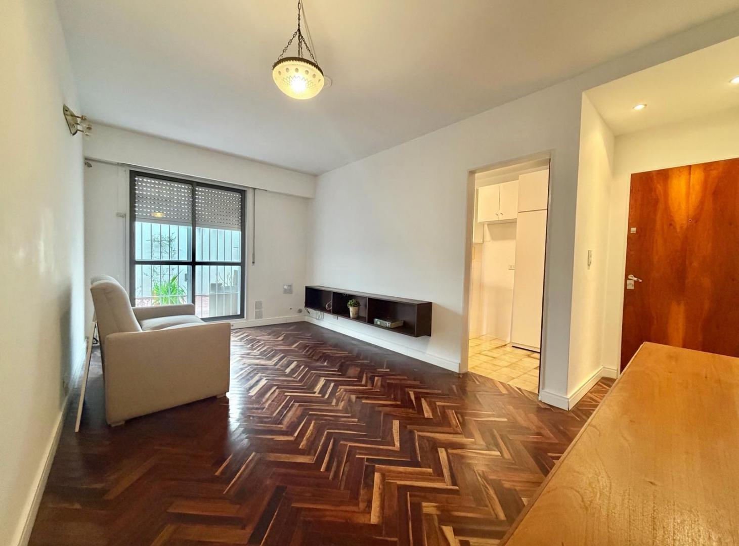 Foto de VENTA DEPARTAMENTO UN DORMITORIO CON PATIO - CENTRO, imagen 1