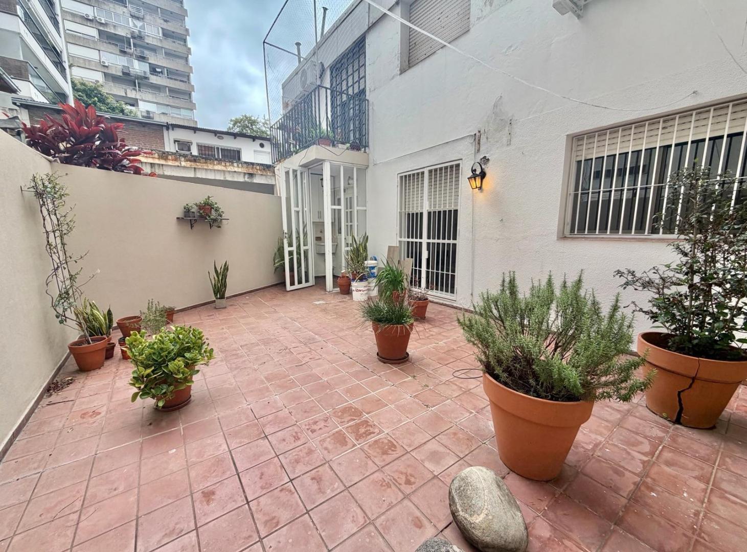 Foto de VENTA DEPARTAMENTO UN DORMITORIO CON PATIO - CENTRO, imagen 2
