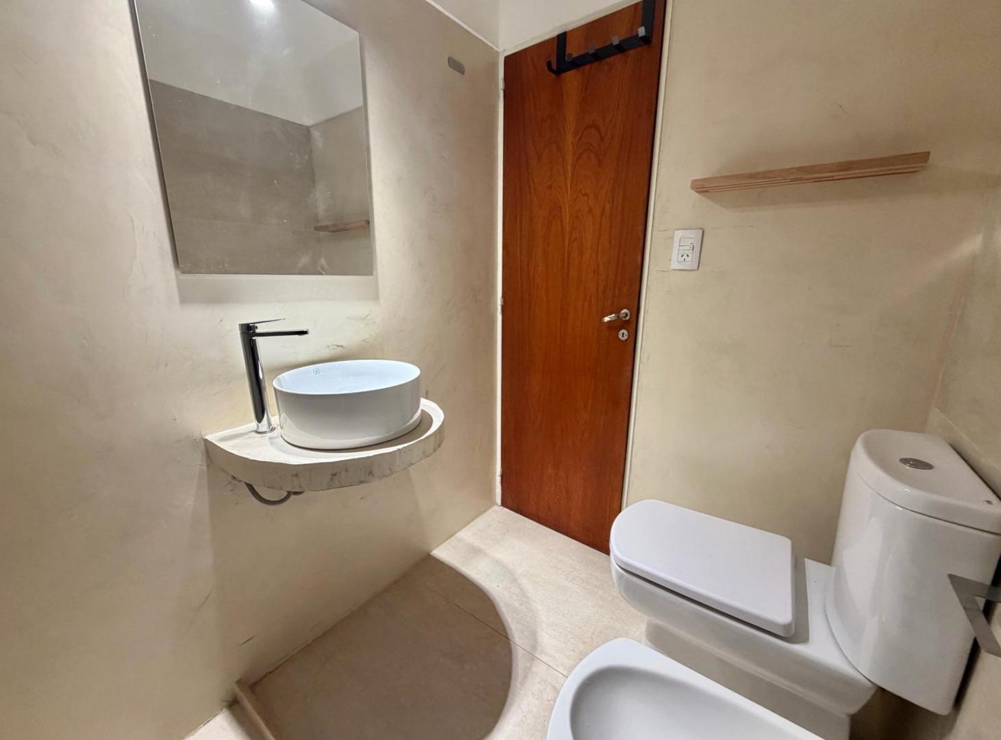 Foto de VENTA DEPARTAMENTO UN DORMITORIO CON PATIO - CENTRO, imagen 4
