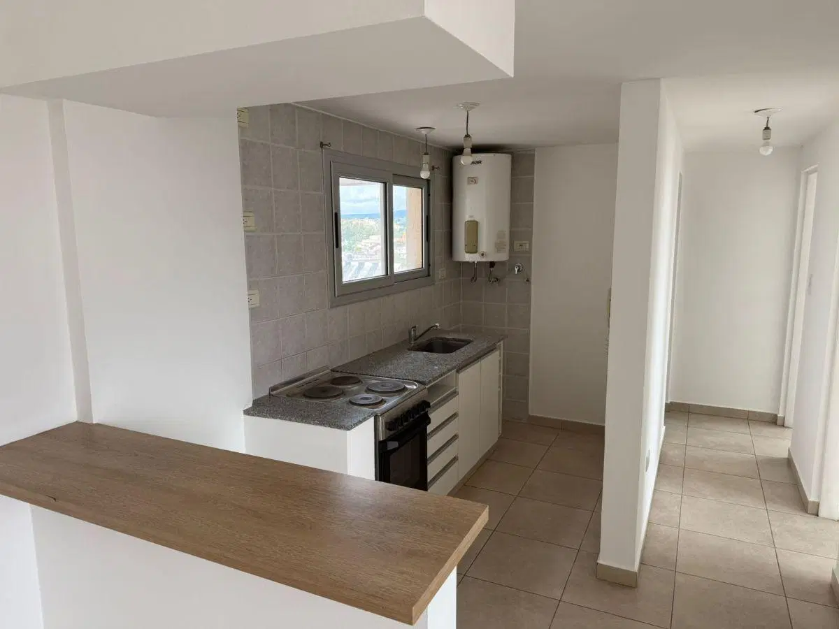 Alquilo departamento Necochea 1359 4