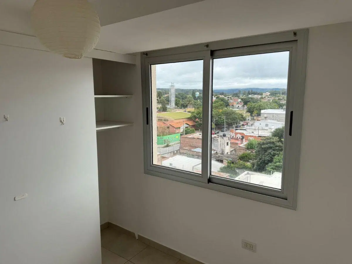 Alquilo departamento Necochea 1359 2