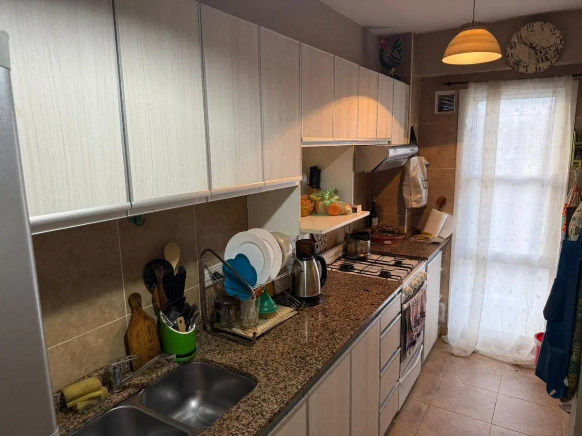 Vendo departamento 3 dormitorios, Caseros y Gral Paz. Salta 2