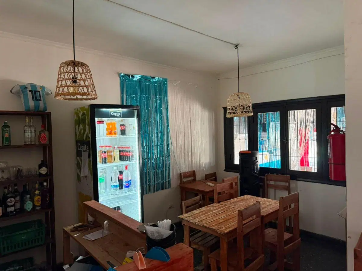 Alquilo importante propiedad comercial Avenida Yrigoyen 63, Salta 8