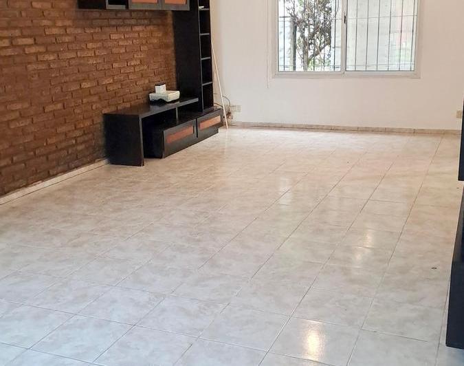 Casa en Granadero Baigorria 3