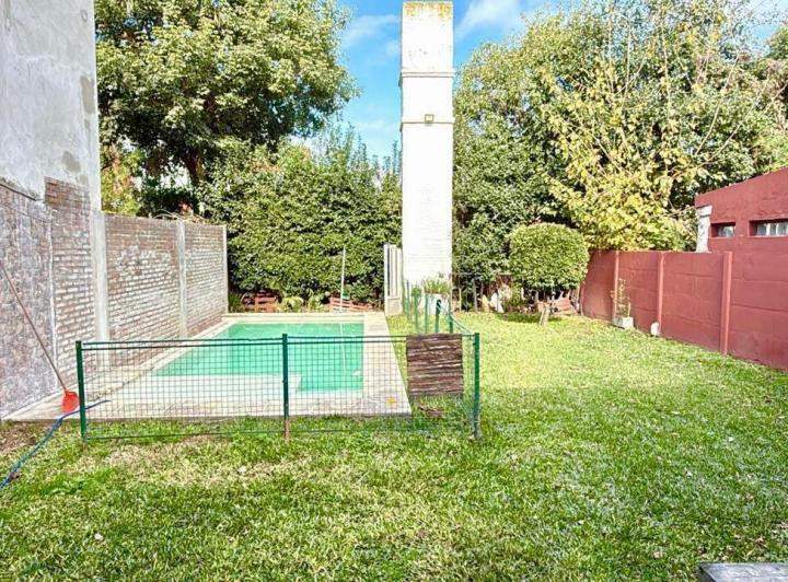 Casa en Granadero Baigorria 5