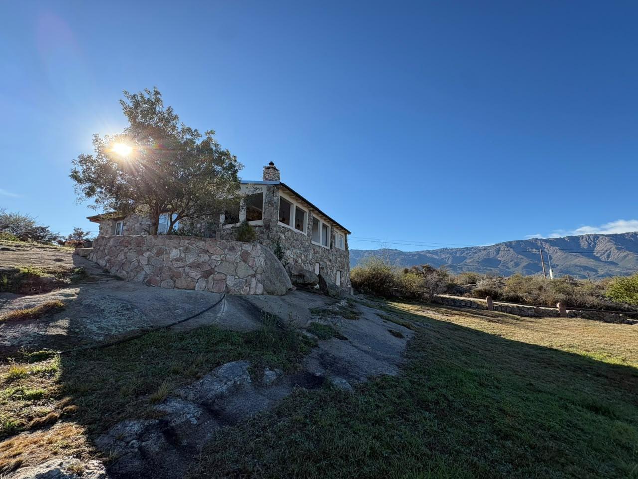 Foto de Complejo de cabañas en NONO, imagen 1