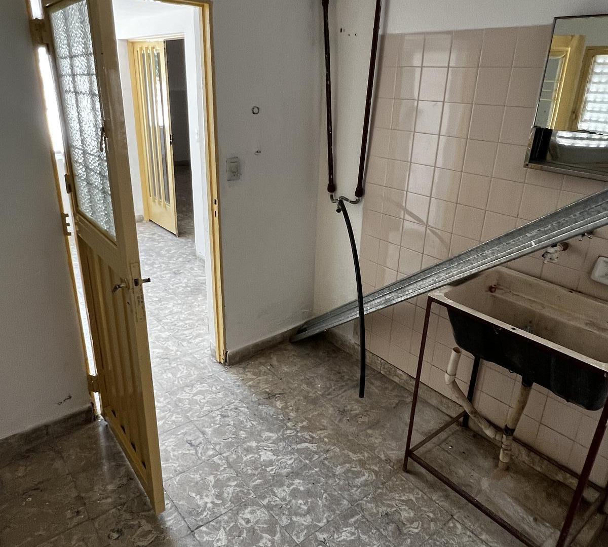 Foto de VENTA CASA 4 DORMITORIOS Bº CORRAL DE PALOS, imagen 1