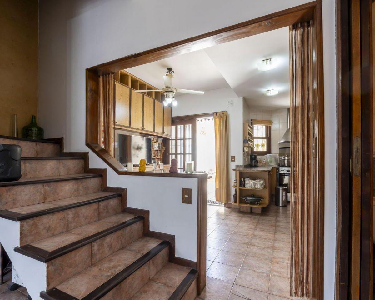 Casa 4 Ambientes. | Helguera Al 5000 2