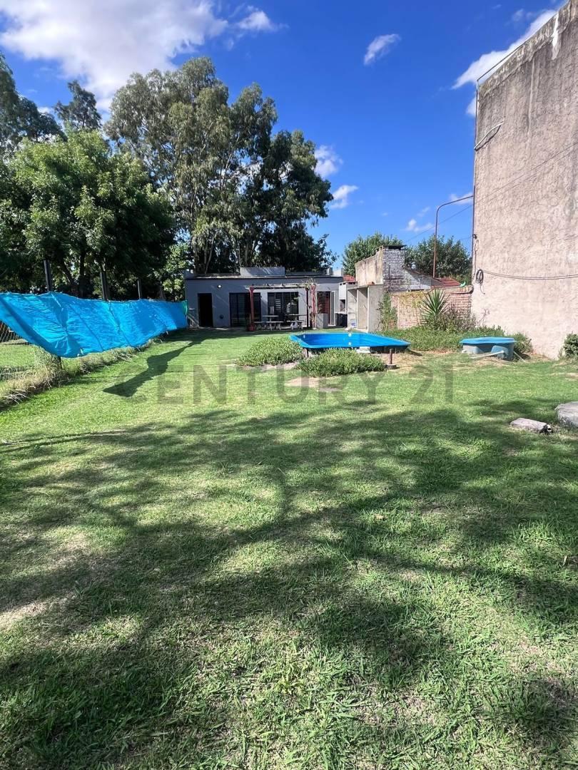 CASA QUINTA ALTO LOS TALAS 174 N E 79 Y 80
