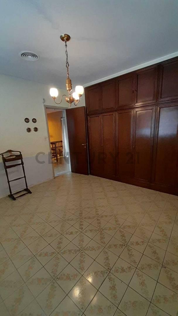 Hermosa Casa Diag 76 Entre Plaza Azcuenaga y 18 4